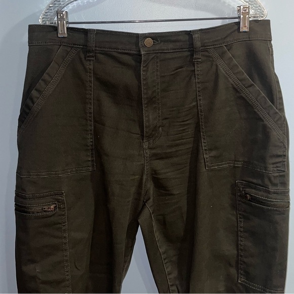 Banana republic- Curvy high rise skinny jeans - Picture 2 of 6